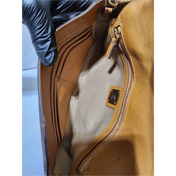 Authentic MCM Visetos Medium Patricia Wallet On Chain Cognac - Picture 13 of 14